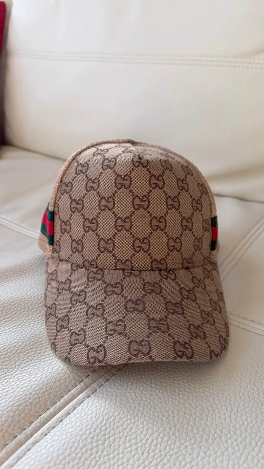 Gucci GG Supreme Mesh Trucker Cap, Toronto, Open to Swiss Watch - photo 2