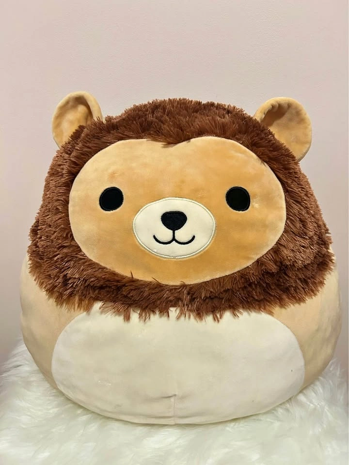 Handsome Lion Squishmallow