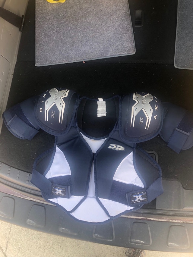 Lady’s Medium size- Ringette Chest Protector