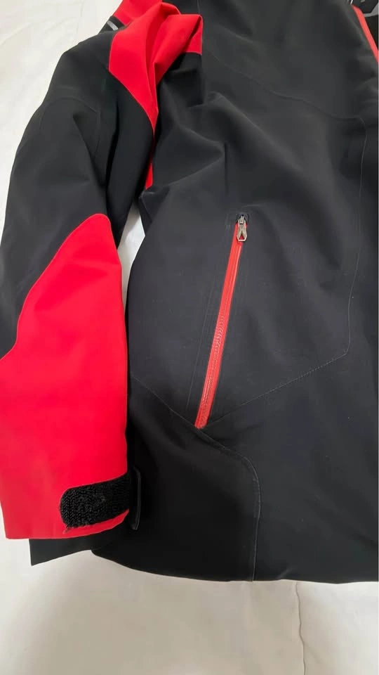Spyder Men’s GORE-TEX Ski Jacket | Size M/50, Downtown Toronto - photo 4