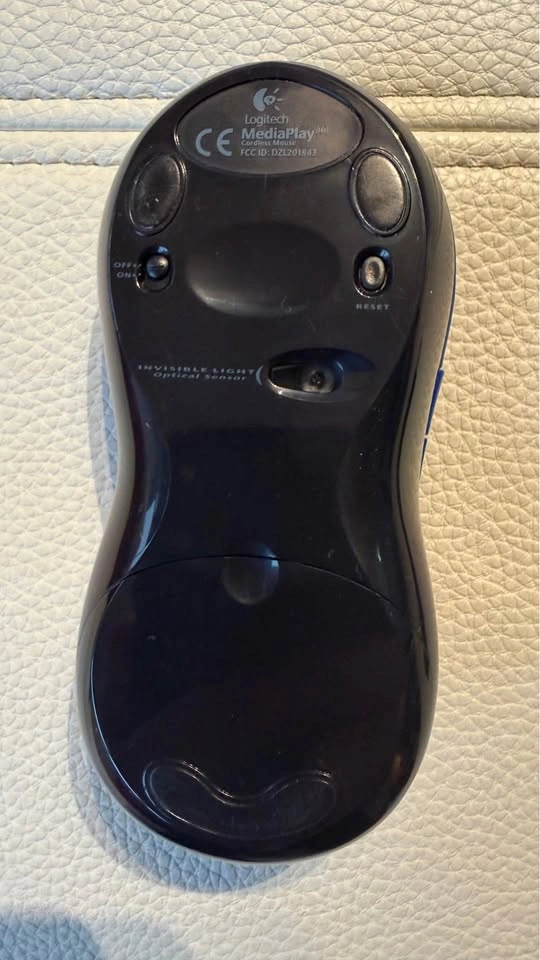 Logitech MediaPlay Cordless Mouse & USB Receiver - photo 3