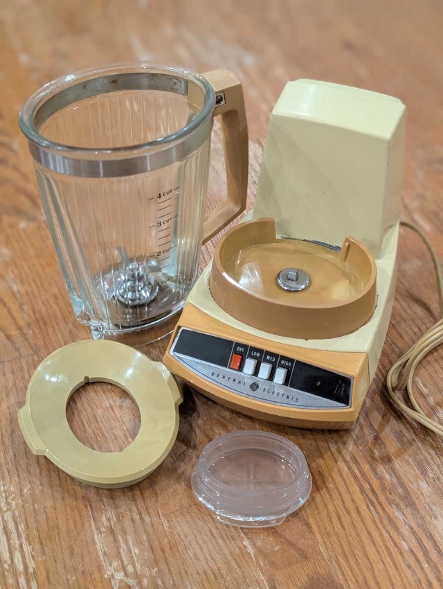 Vintage GE Blender - 1970s Retro Kitchen - photo 4