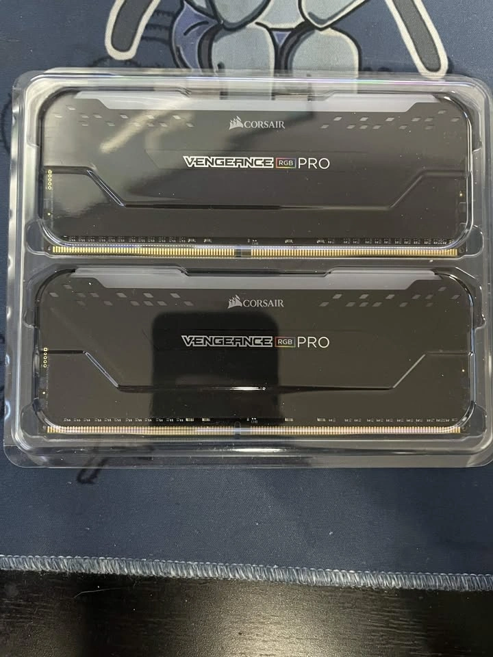 Corsair Vengeance RGB PRO 64GB DDR4 3600MHz CL18 RAM - photo 2