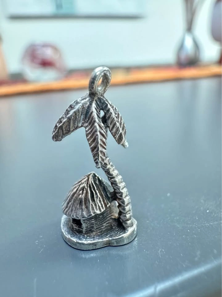 Vintage Sterling Silver Palm Tree and Hut Charm - photo 4