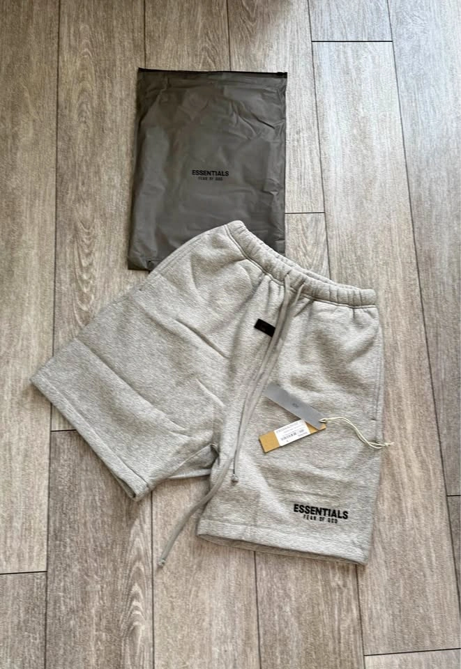 Essentials shorts dark oat