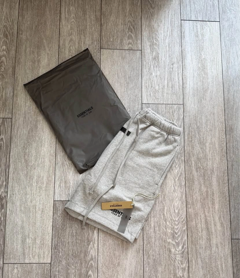 Essentials shorts dark oat - photo 3