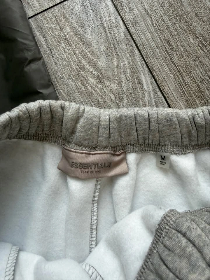 Essentials shorts dark oat - photo 5