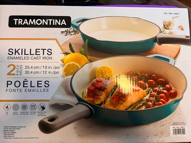 New in box Tramontina 2-Pieces Enameled Cast Iron Skillet Set