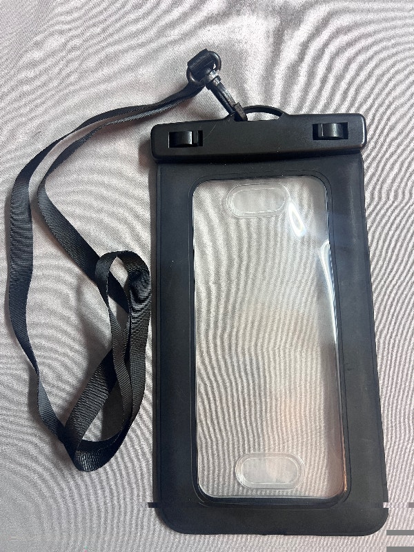 New Air Canada Universal Smartphone Water Resistant Pouch - photo 2