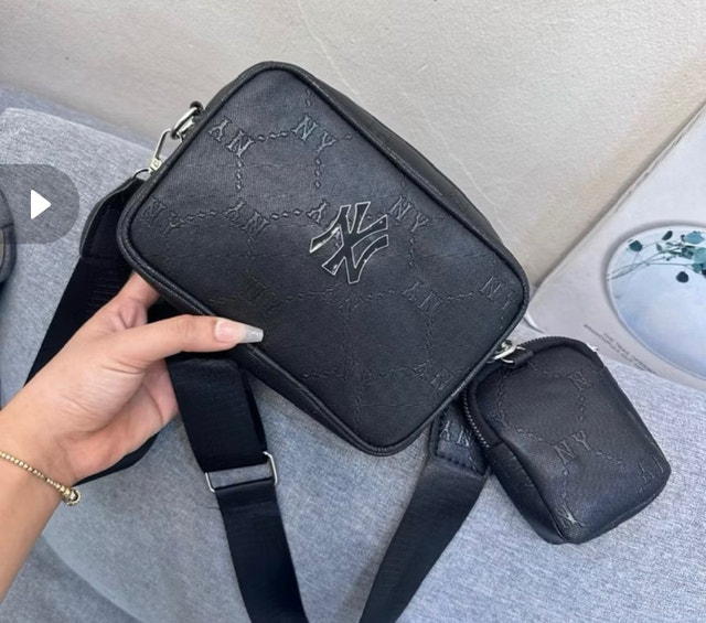 New MLB New York Yankees Crossbody Bag Black Unisex