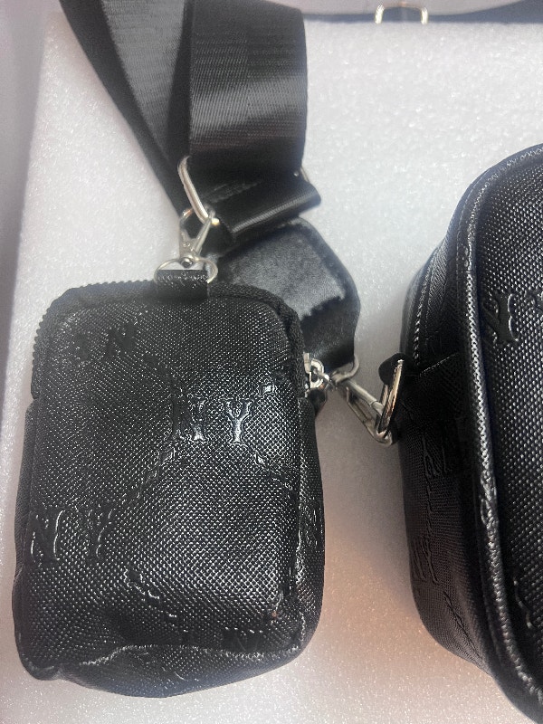 New MLB New York Yankees Crossbody Bag Black Unisex - photo 3