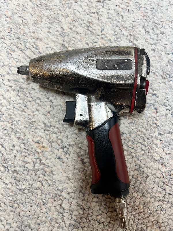 Craftsman 3/8" Air Impact Wrench - photo 2