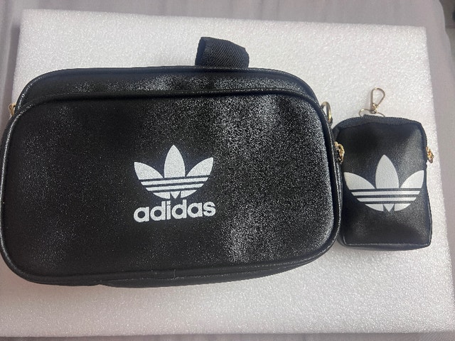 New Adidas Crossbody Bag With Mini Accessories Pouch - photo 2