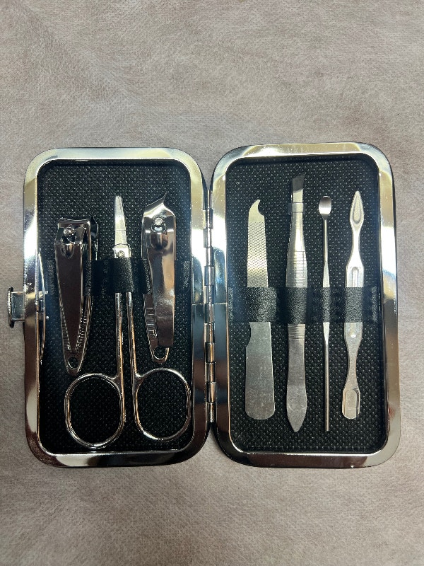 New Professional Nail Care Kit with Travel Case