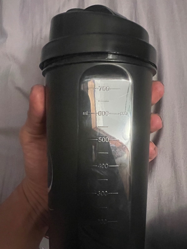 Brand new Protein Shaker Bottle, Revolution - photo 3