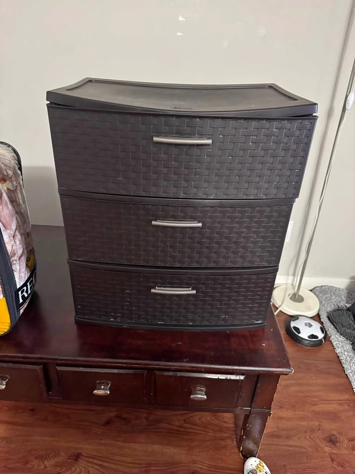 Storage boxes