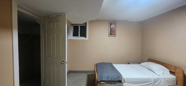 Room for rent in basement with shared accommodation - photo 2