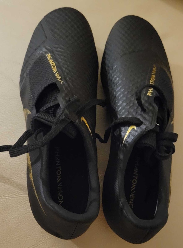 Nike Soccer Phantom Venom Pro, Size 7 US