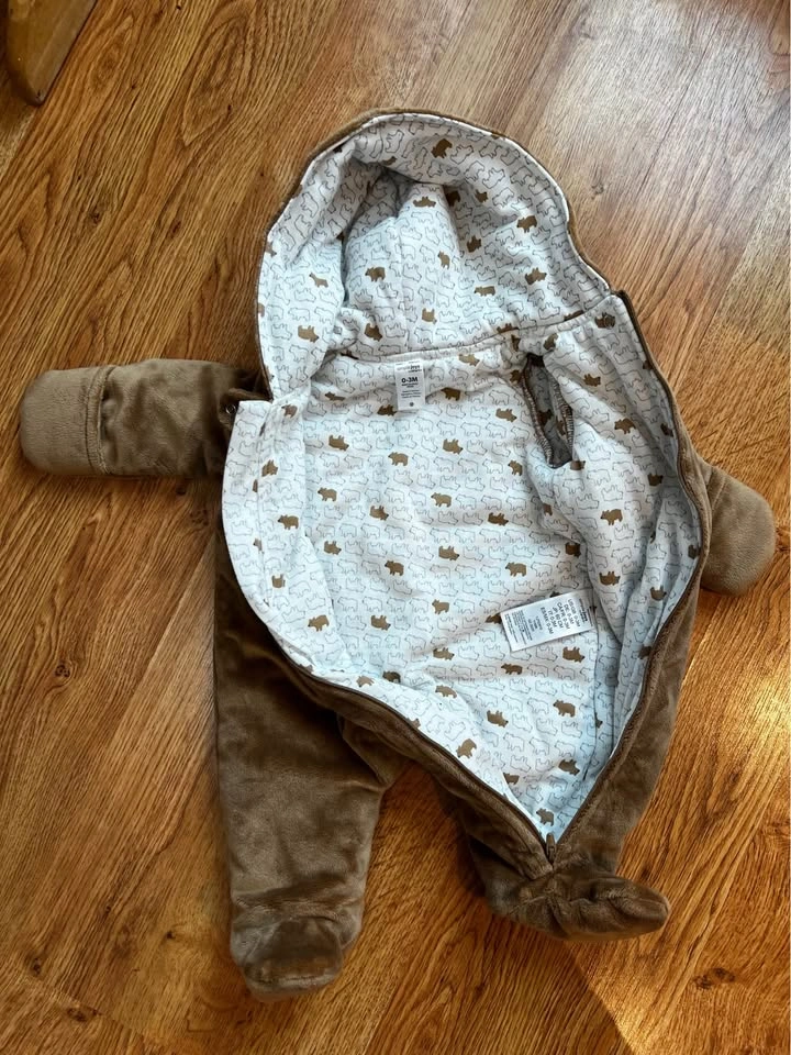 Baby Bear Carter’s Fleece Bunting Suit (0-3M) - photo 2
