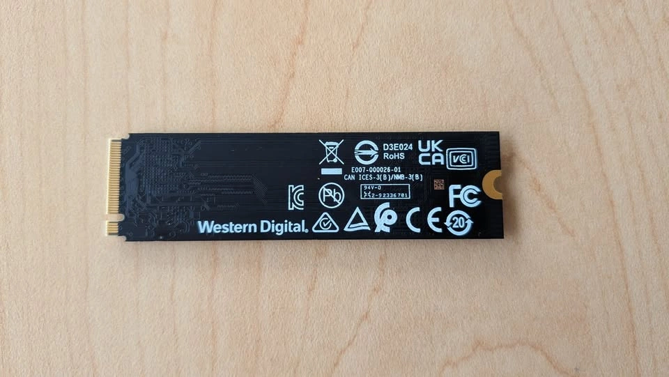 WD_BLACK SN770 1TB NVMe SSD (Like New, under 10 hours power on t - photo 2