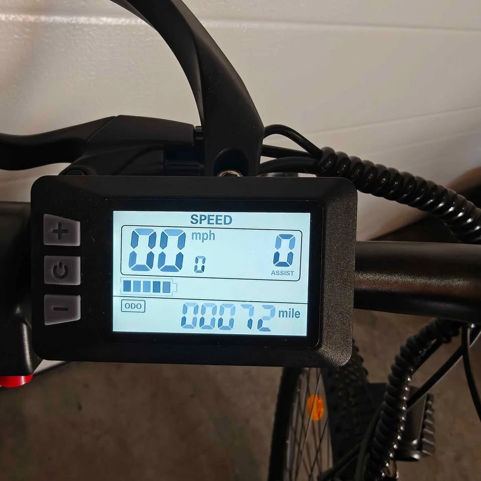 ISiNWheel M10S Electric Bike Barely Used - photo 2