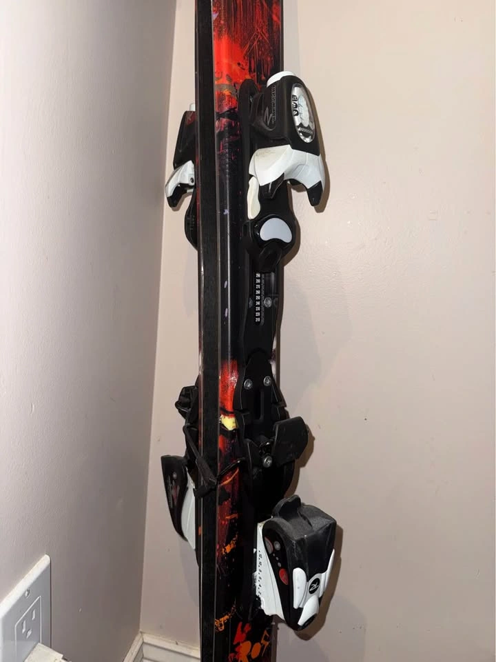 Ski - 4’3 (130cm) - photo 2