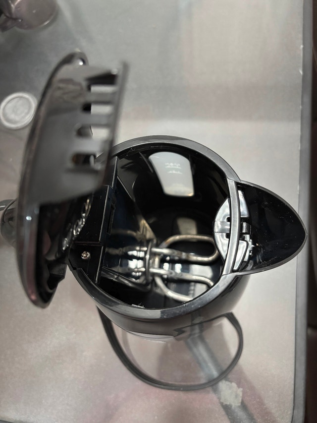 1.7L Black Electric Kettle - photo 4