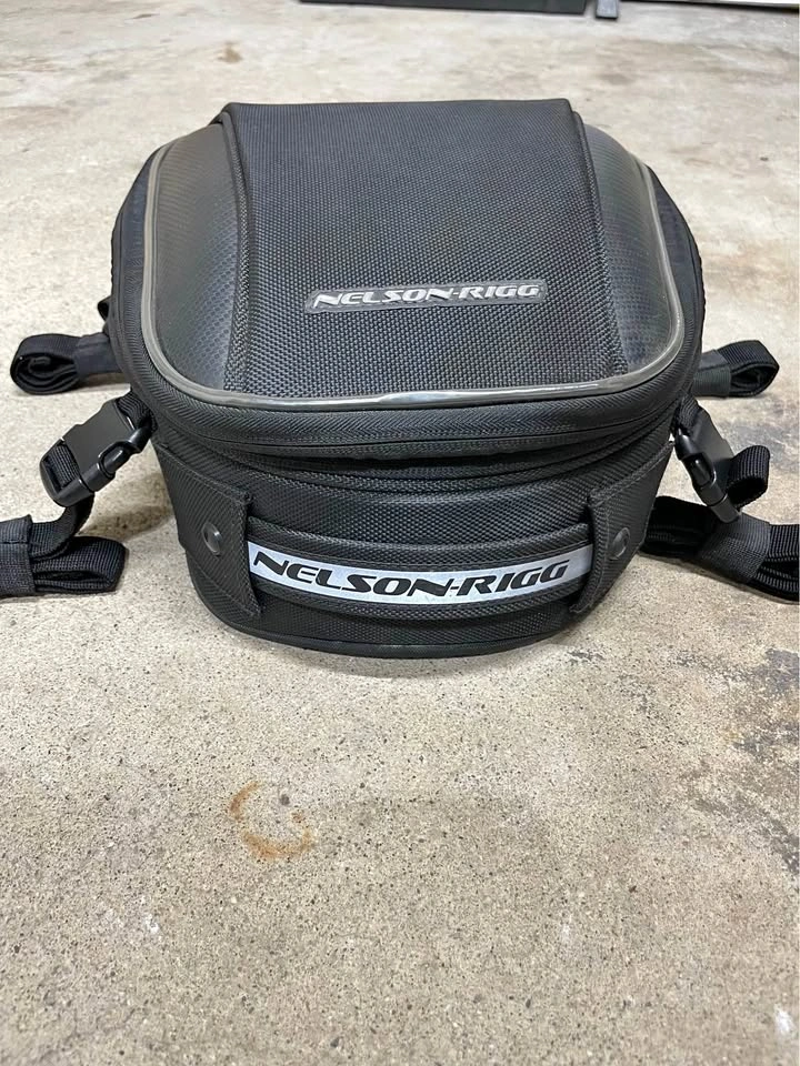 Nelson-Rigg Commuter Sport Tail Bag Expandable