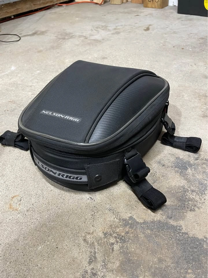 Nelson-Rigg Commuter Sport Tail Bag Expandable - photo 3