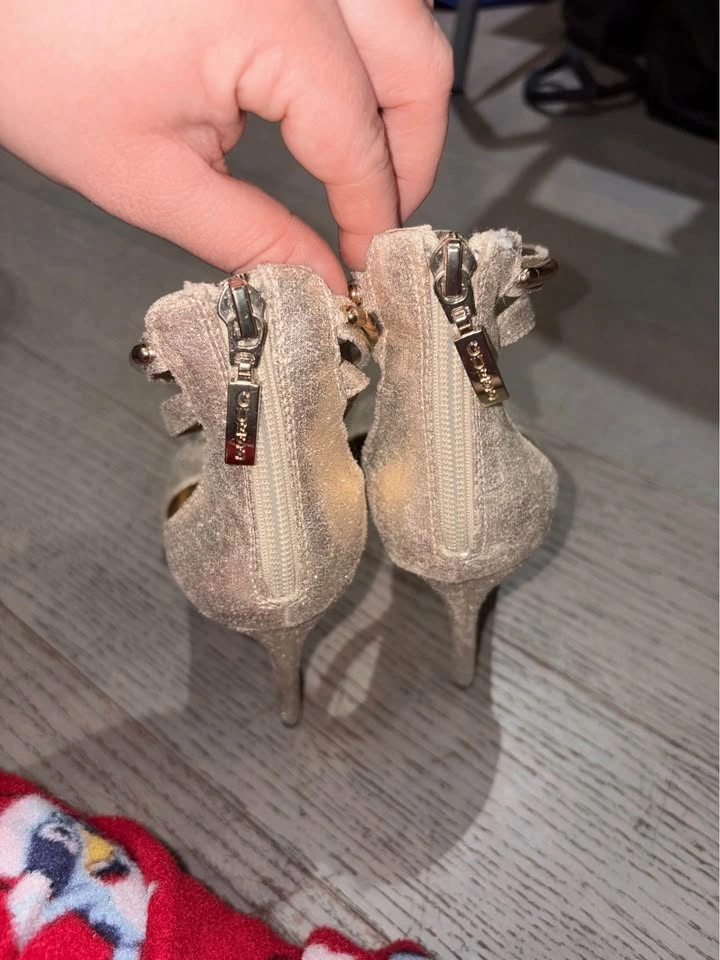 GUESS Gold Glitter Ankle Strap Heels - photo 4