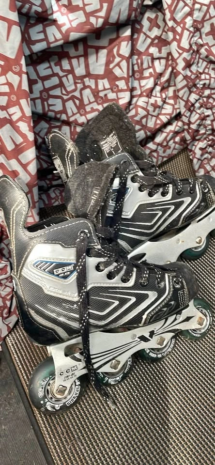CCM Boys Inline Blades