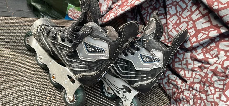 CCM Boys Inline Blades - photo 3
