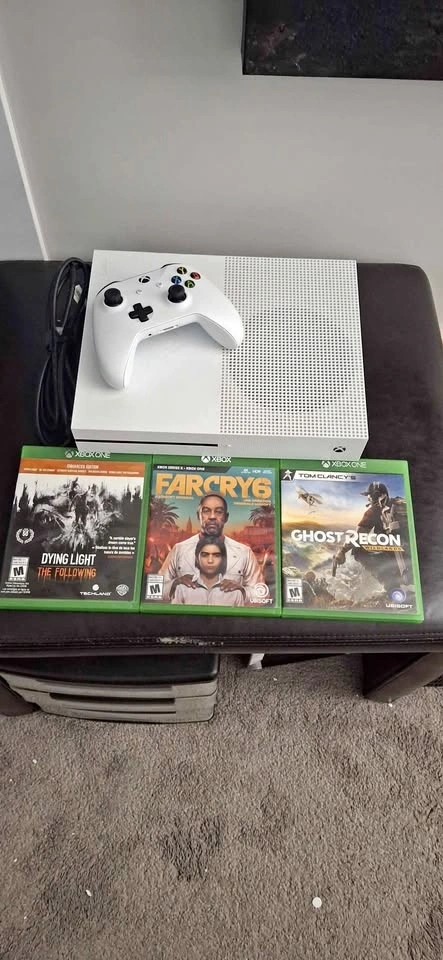 XBOX ONE S BUNDLE