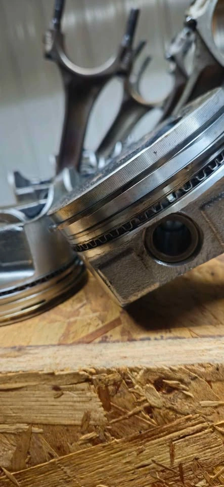 Flat top 454 pistons - photo 5