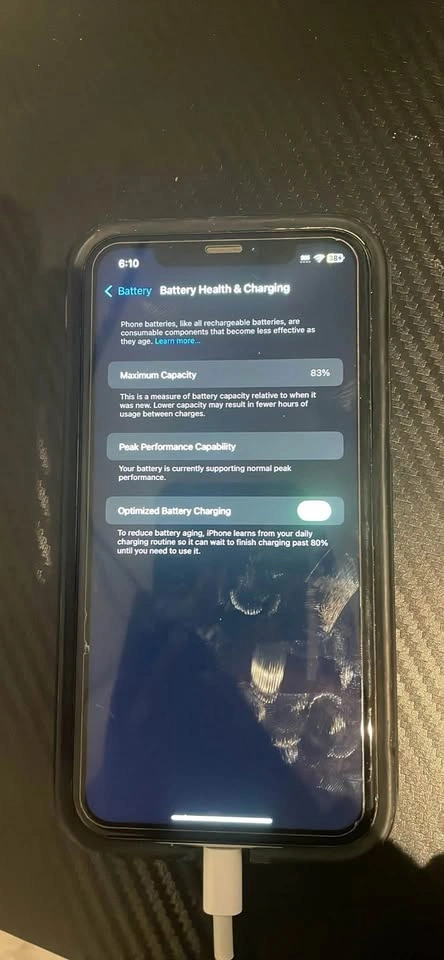 iPhone XR with Extra Cases - photo 2