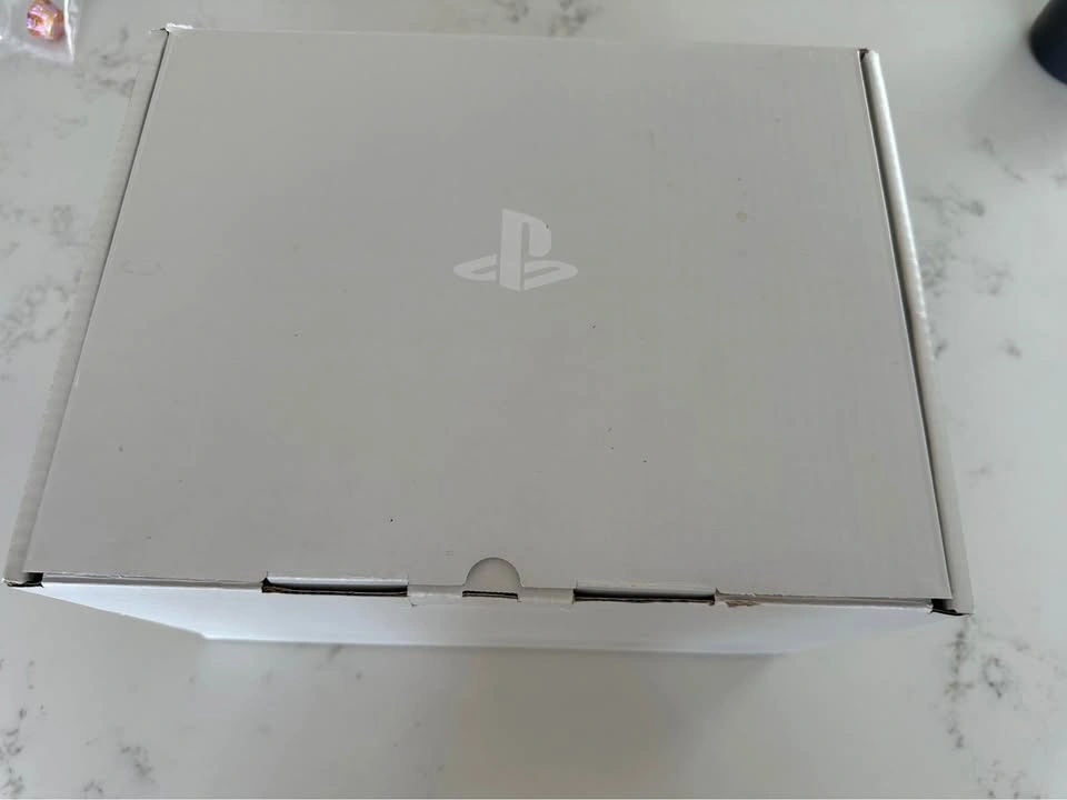 Sony PlayStation VR Headset w/ Processor Unit & Cables - photo 2