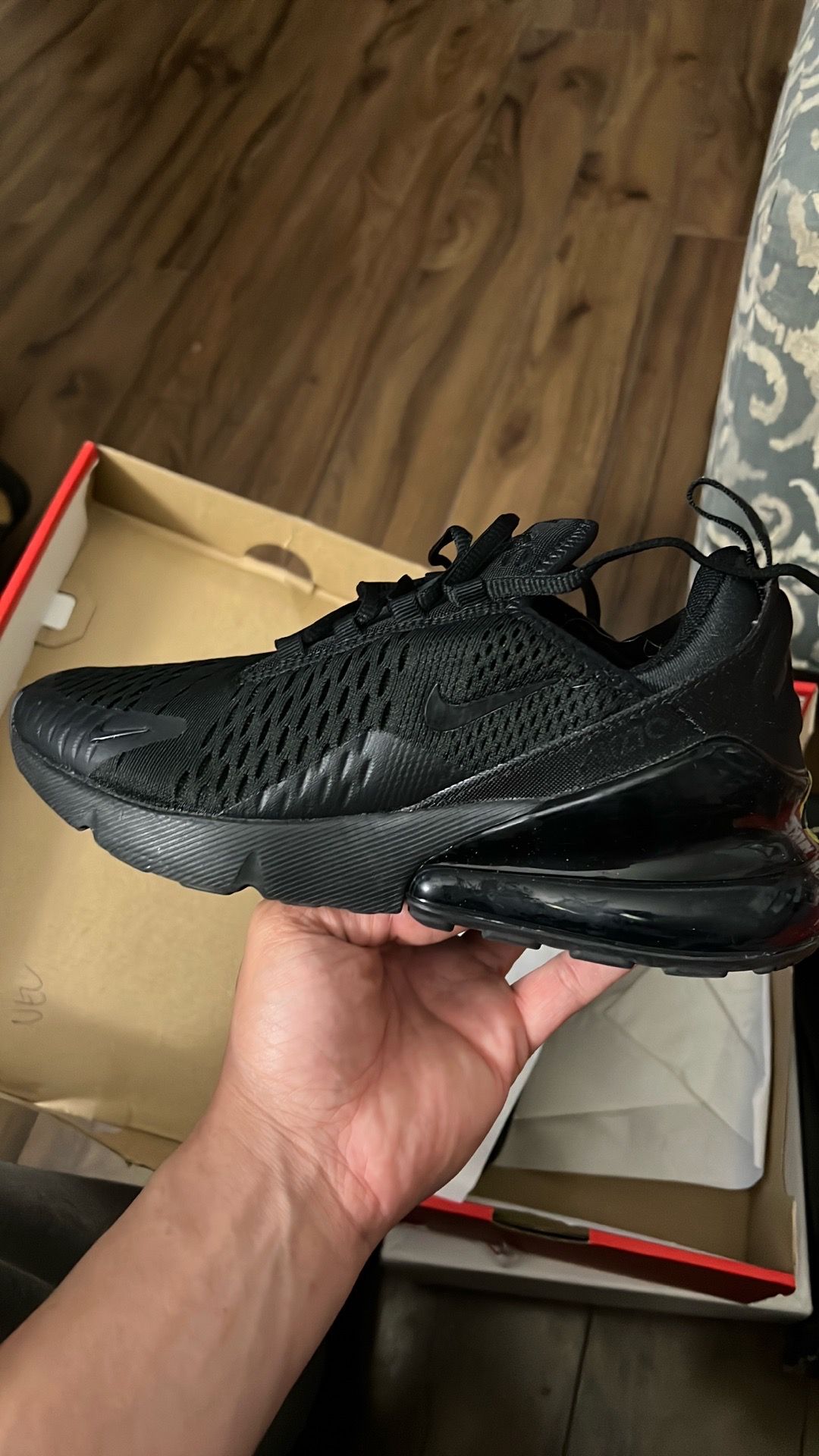 NIKE AIR MAX 270 (GS) Sz 5Y