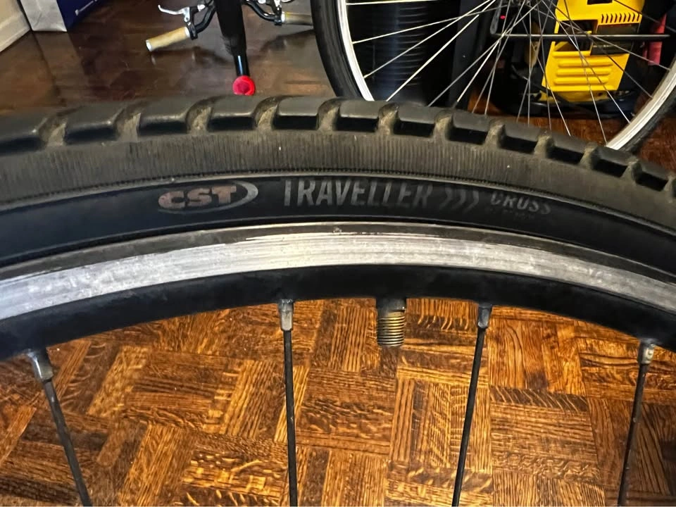 700x35c Front Tire, Tube, and Rim - photo 5