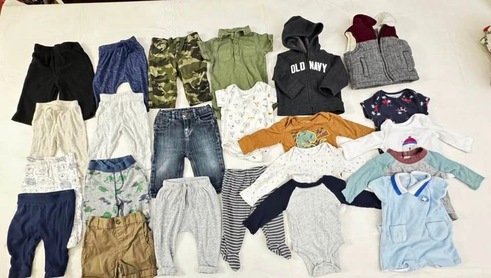 Boys 3m - 6m Clothes - 23 pcs (#52)