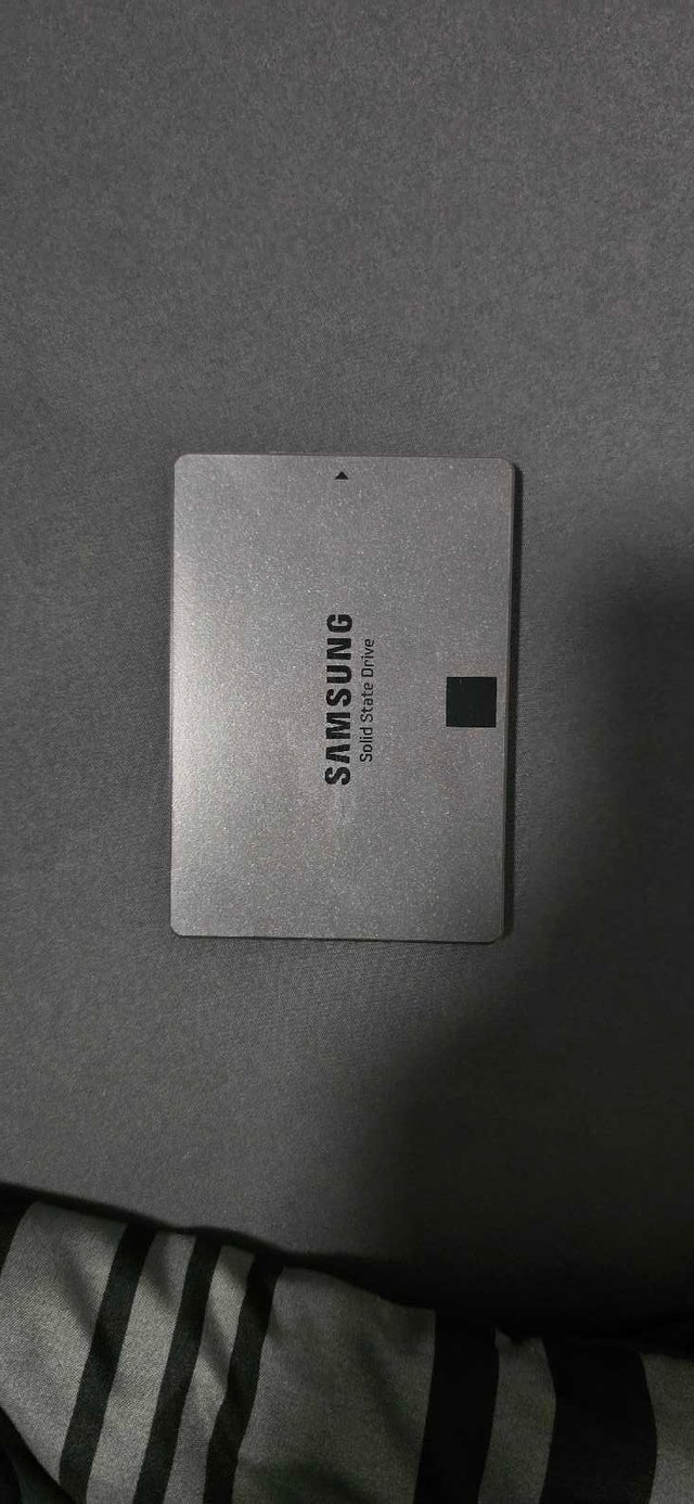 Samsung 850 EVO 250GB SSD SATA III Internal Drive - photo 4