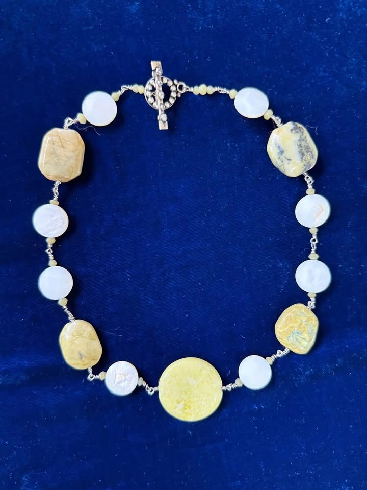 Handmade Citrine & Mother of Pearl Necklace - 16"