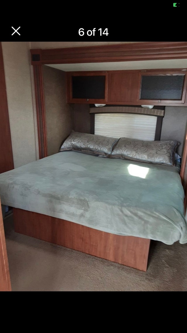 2014 Jayco 40' Bungalow Travel Trailer - photo 2
