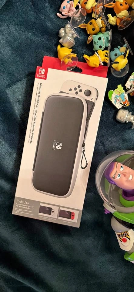 Nintendo Switch Case with Screen Protector