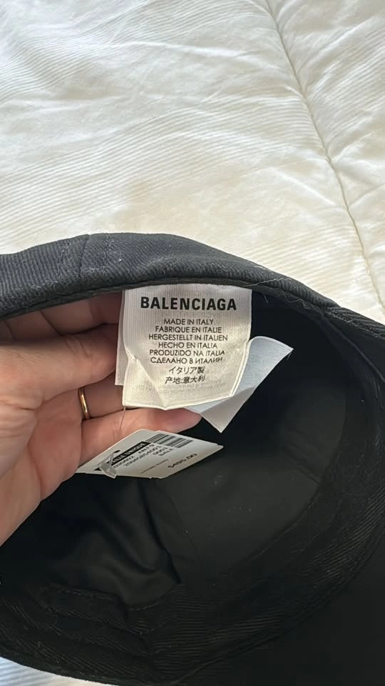 Balenciaga Hat - photo 4