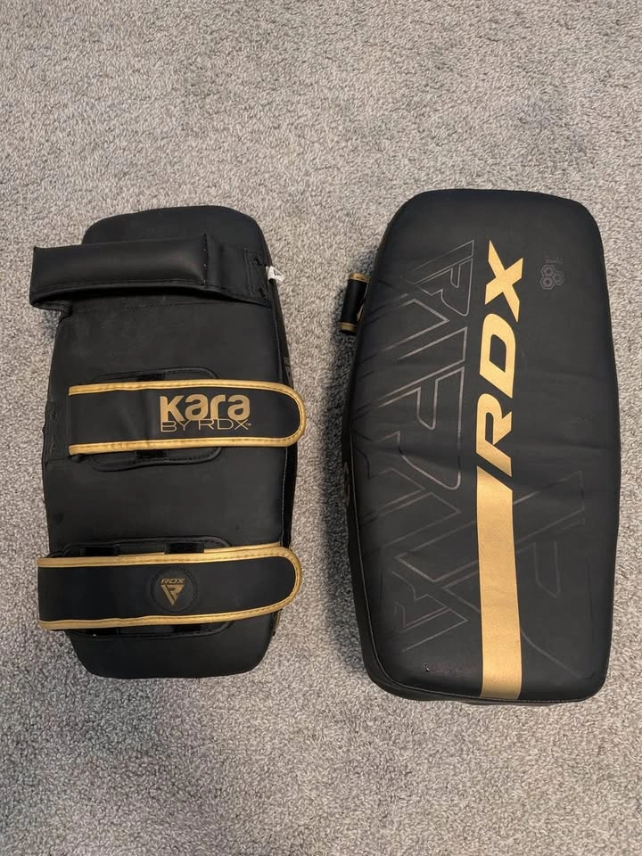 RDX Chest Guard & Boxing Pads - photo 3
