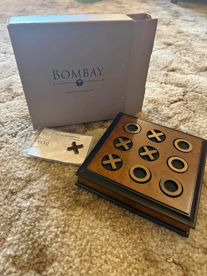 Bombay Tic Tac Toe Cherry Wood Game