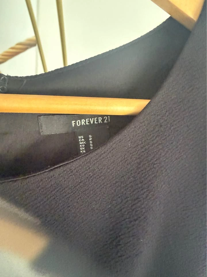 Forever 21 Black Dress - photo 3