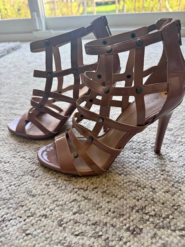 BCBG Mauve Heels