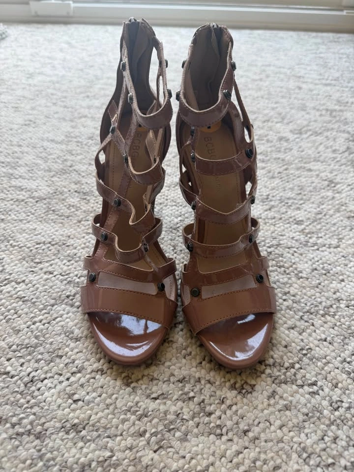 BCBG Mauve Heels - photo 2