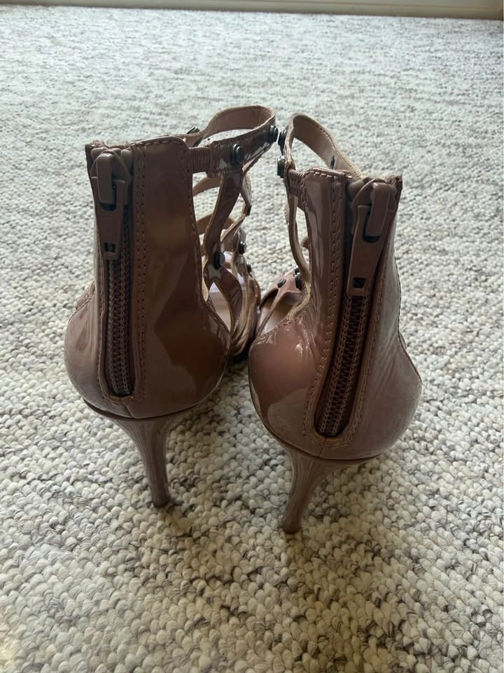 BCBG Mauve Heels - photo 3